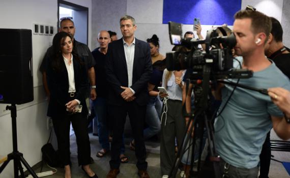 דיווח: השר לשעבר מקים מפלגה חדשה
