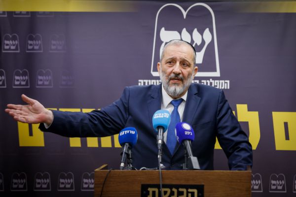 זה המועמד של ש"ס לתפקיד הרב הראשי