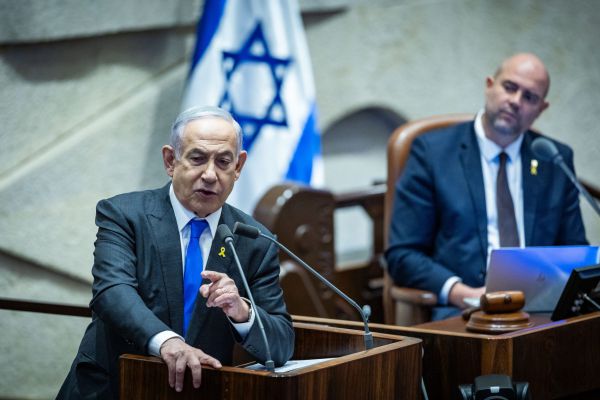 בליכוד מגיבים ללפיד: 'שוב משקר, נתניהו לא קיבל שום התרעה'