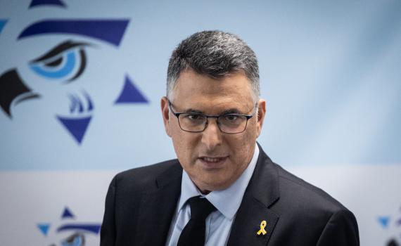 גדעון סער מסביר: זאת הסיבה בגללה אצביע בעד הדחת ראש השב"כ