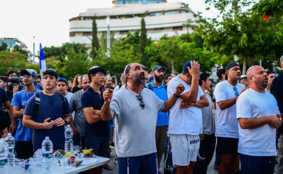החזן המפורסם מצטרף למאבק: "השנה יותר מתמיד"
