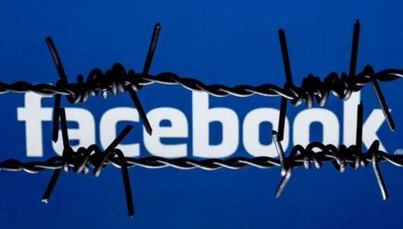 סערה בבריטניה: 20 חודשי מאסר על פוסט בפייסבוק