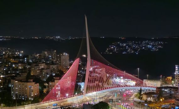 303 ימים בשבי: המחווה של ירושלים לאריאל ביבס