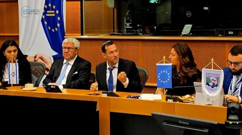 חברת הפרלמנט האירופי: "אתם צריכים להגיע לבקר בשומרון"