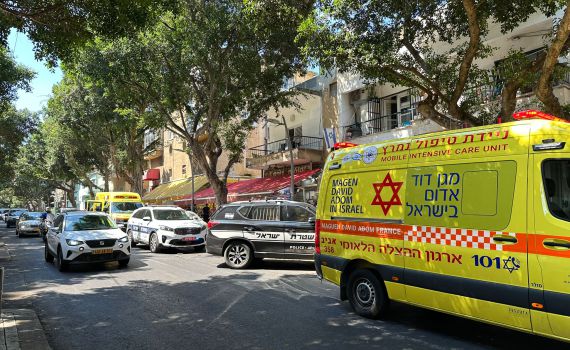 תעלומה ברמת גן: בת 41 אותרה בביתה ללא רוח חיים