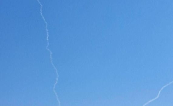 פיצוצים בגוש דן: חמאס שיגר רקטות לת"א שנפלו בים