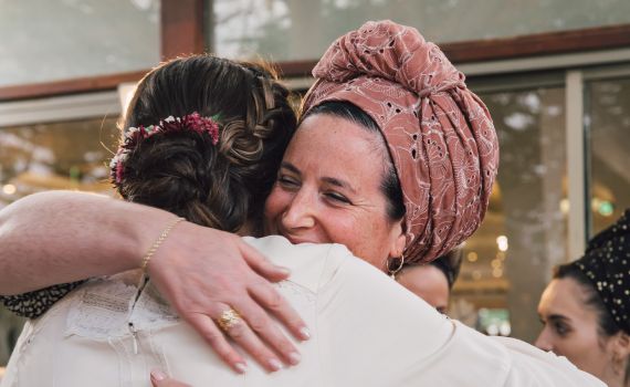 "בחורה לא פוגשת אדם, היא בודקת אם הוא עונה על הפנטזיה"