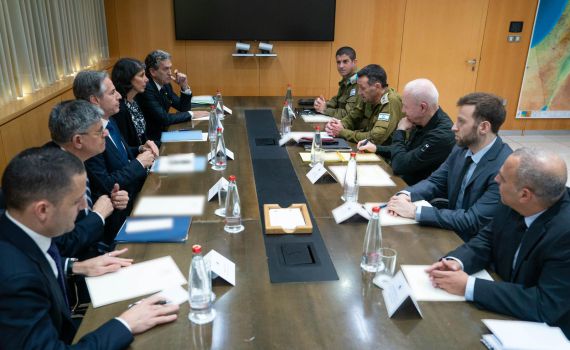 גלנט לבלינקן: על ארה״ב להוביל את הלחץ המדיני עד להגעה למתווה