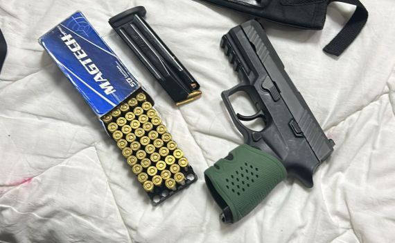 מתחת לערמות הזבל: כך מסתירים ביו"ש נשקים לטרור