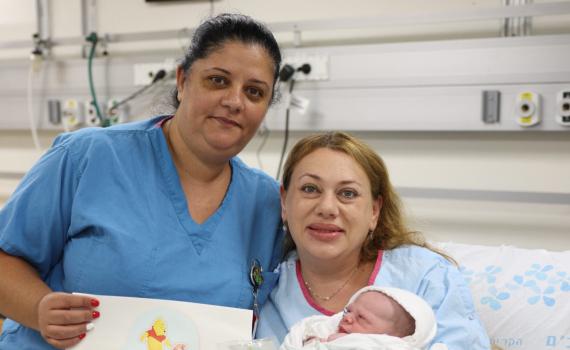 היוזמה שריגשה את היולדות: מתנת יום הולדת מאמו של החייל שנפל