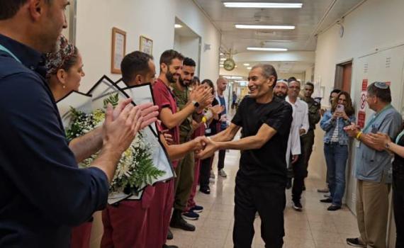 צפו בתיעוד המרגש: פרחאן אלקאדי שוחרר מבית החולים