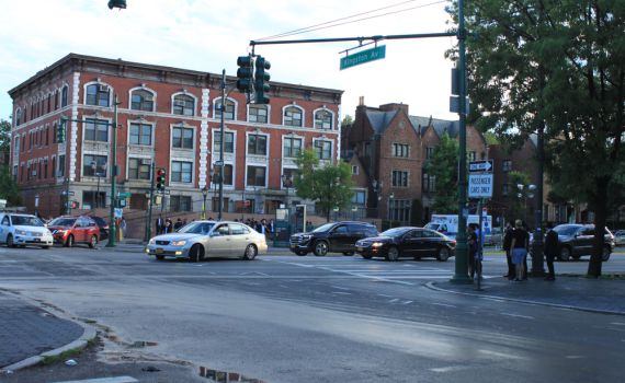 אנטישמיות בניו יורק: צעיר צעק "Free Palestine" ודקר חרדי