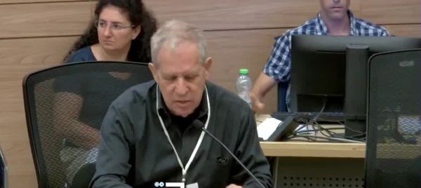 זו המפלגה אליה יצטרף האלוף במיל' איילנד: "זה מסוכם בינינו"