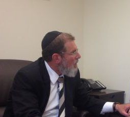 תמיכה סרוגה ברב קלמן בר לרבנות הראשית