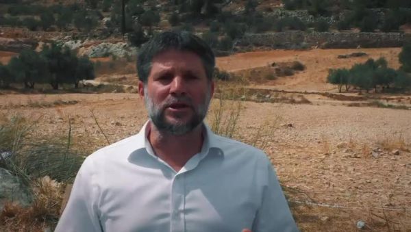 סמוטריץ' בזירת הפיגוע: "אנחנו כפסע מה-7 באוקטובר ביו"ש"