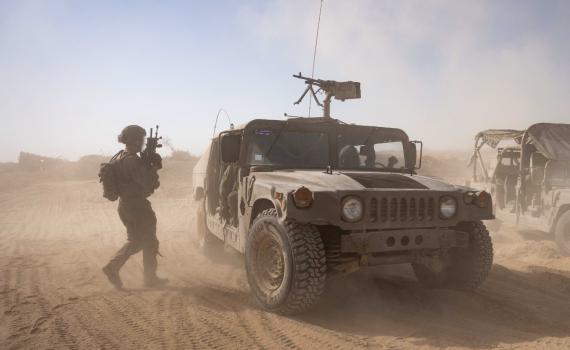 בהיעדר תוכנית מדינית: צה"ל שב לתמרן במרכז הרצועה