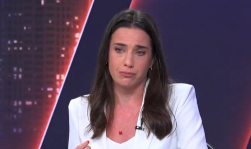 המגישה חשפה בדמעות: "חיי התפרקו"