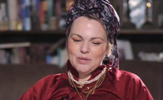 הסופרת והמנחה הסרוגה חושפת: "היו שנים שנשברתי"