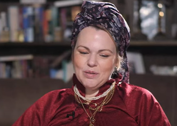 הסופרת והמנחה הסרוגה חושפת: "היו שנים שנשברתי"