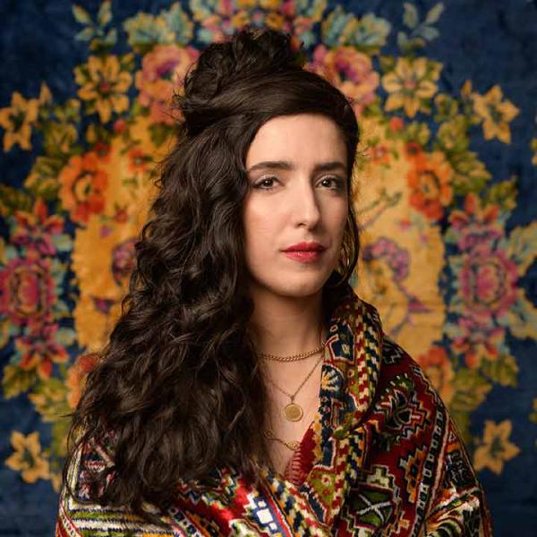 כמה חיכנו: הגלצניקית הסרוגה מוציאה אלבום בכורה