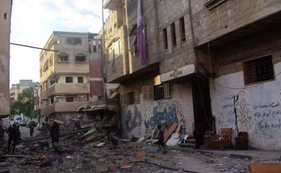 דיווחים ערביים: עשרות לכודים בתקיפת צה"ל בעזה