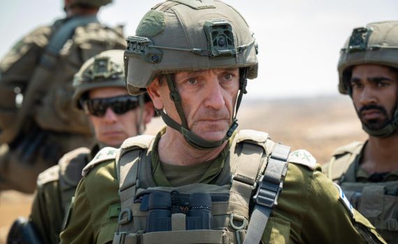 הרמטכ"ל בגבול הצפון: "מתכוננים למהלכים התקפיים בתוך השטח"