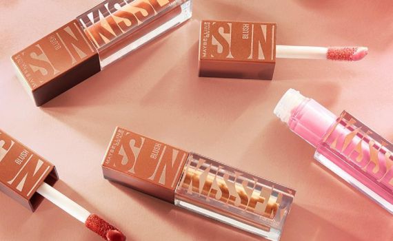 גאוני: מייבלין משיקה סומק ושימר במוצר אחד