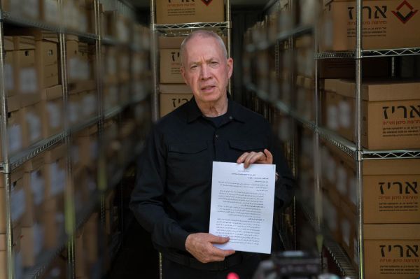 המסמך של גלנט חושף: אלו תנאי העסקה עם חמאס