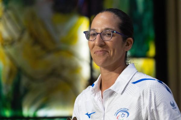 אלופה: החותרת מורן סמואל זכתה במדליית זהב