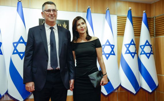 גאולה אבן סער תוקפת: "לא משנה כמה תלחצו עליי"