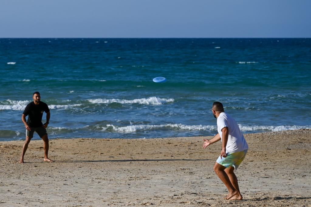 חוף הרחצה הפופולרי נסגר: "תוצאות חריגות במים"
