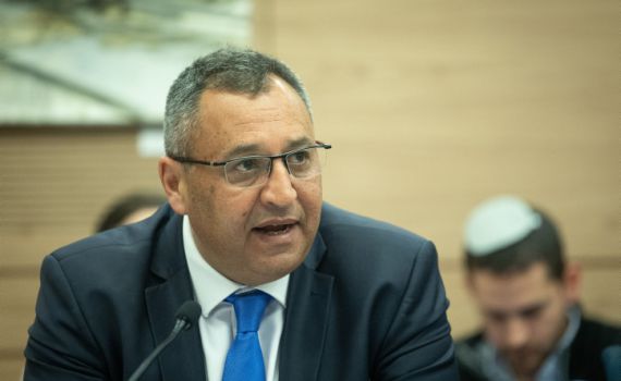 רגע נדיר בכנסת: "אני יודע כמה נאבקת. תודה"