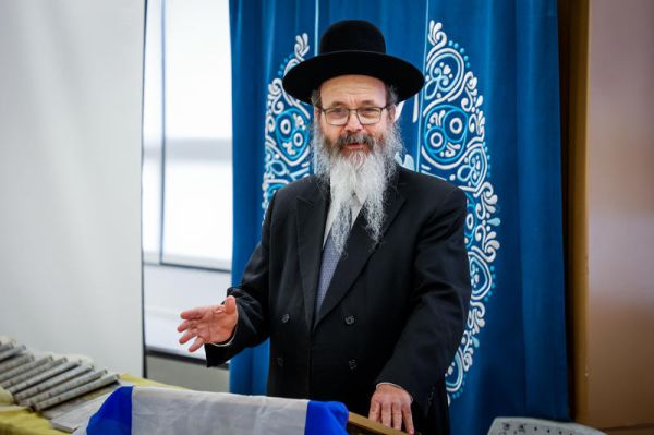 לקראת הסיבוב השני: עשרות רבנים תומכים ברב מיכה הלוי
