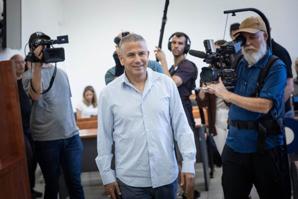 תמורת המון כסף: ההצעה שהוגשה לינון מגל