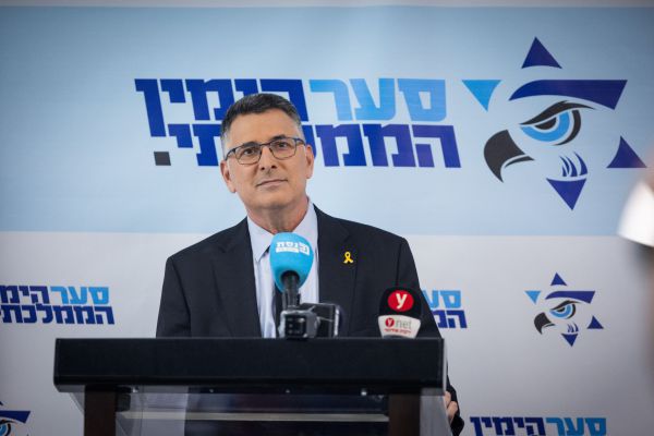 גדעון סער ונתניהו יודיעו על הצטרפותו לממשלה