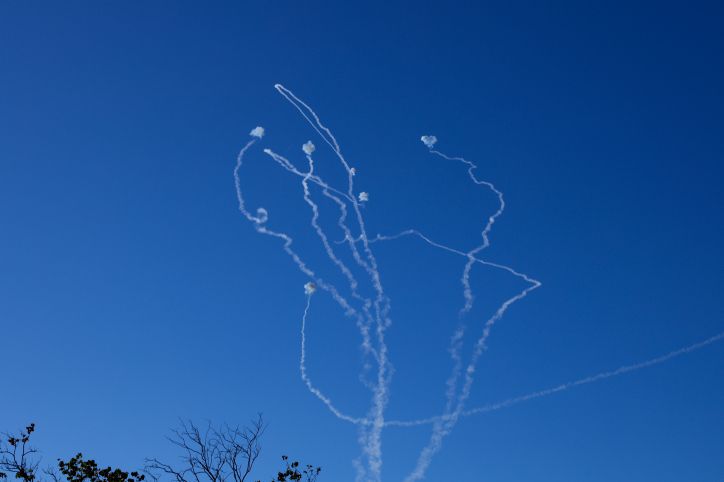 "ב-11 היא קרסה": האמת מאחורי ההחלטה של פיקוד העורף