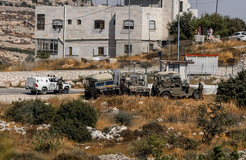 פיגוע בתרקומיא: 3 הרוגים מירי לעבר רכב משטרה