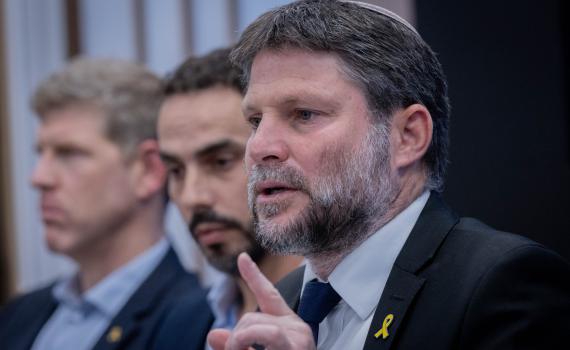 סמוטריץ תוקף: "במטכ"ל גוררים רגליים מסרבים ליישם הנחיות"