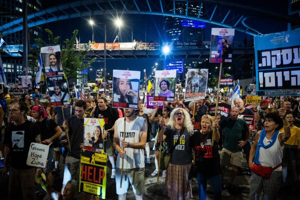 אברי גלעד מבהיר: אלה האשמים בכך שהחטופים עדיין בשבי