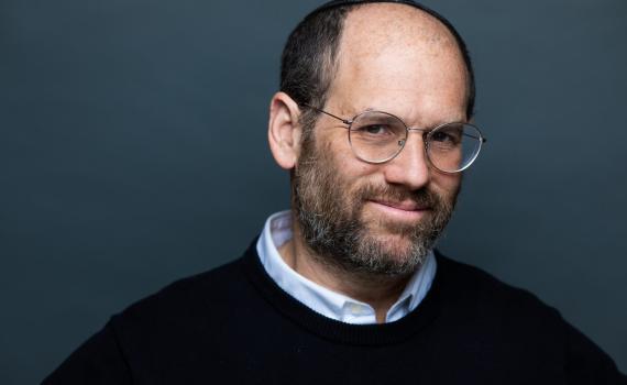 איש תחת גפנו: אהרון רזאל בסינגל חדש