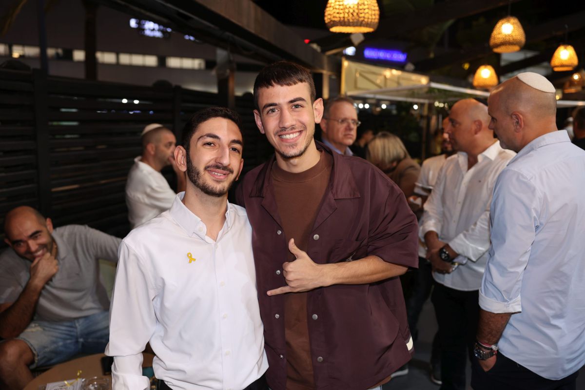 מרגש: משרד היח"צ הגדול חגג אירוע הכנסת ספר תורה