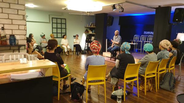 מה בין מלחמה ודמיון