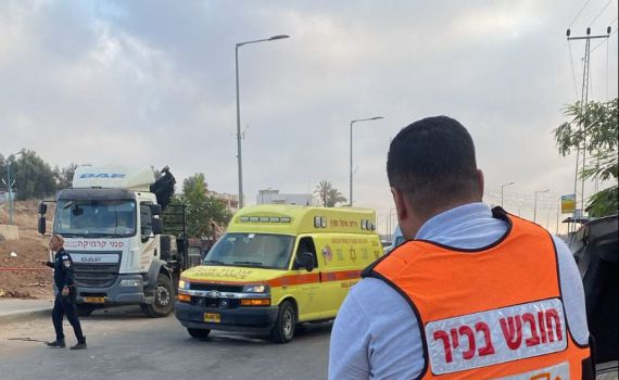 חשד לרצח ברהט: גבר נורה למוות ברכבו, 7 פצועים בתאונה