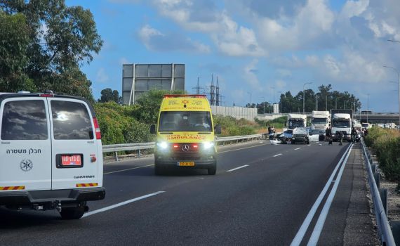 פיצוץ רכב במחלף ביאליק, גבר נפצע במצב בינוני