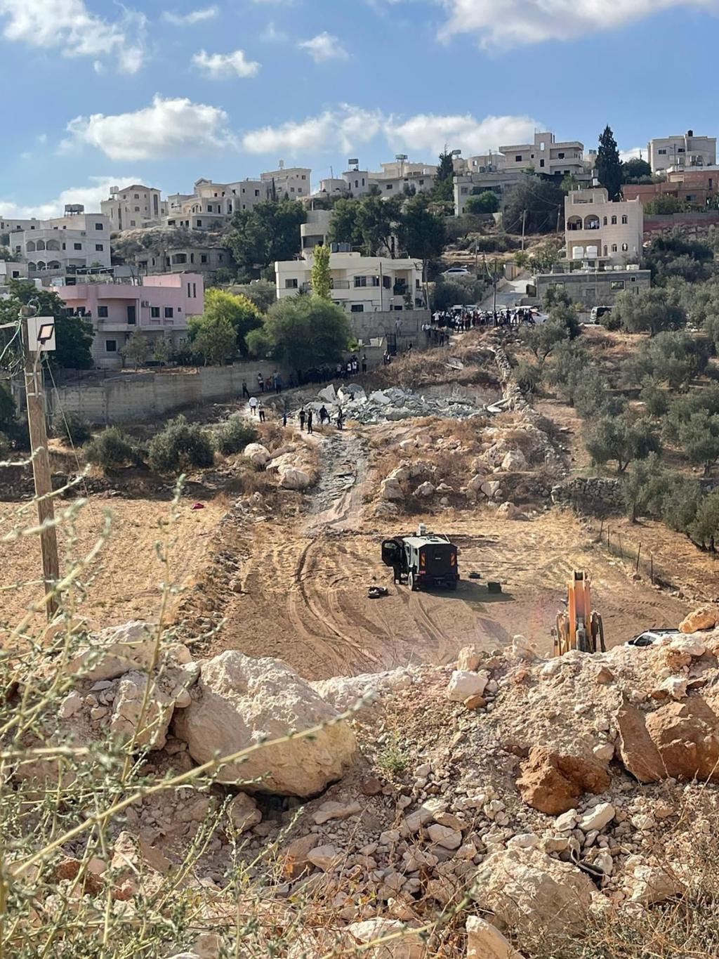 באורח נדיר המנהל האזרחי הרס בתים בשטח B סמוך לחברון