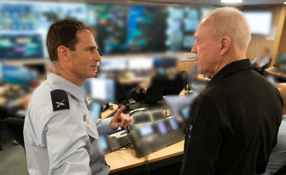 גלנט: חיזבאללה החל לחוש חלק מיכולותנו, נפעיל את כל מה שצריך