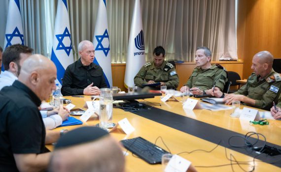 גלנט: "לפנינו ימים בהם הציבור יצטרך לגלות קור רוח"