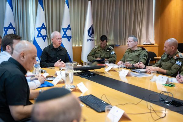 גלנט: "לפנינו ימים בהם הציבור יצטרך לגלות קור רוח"