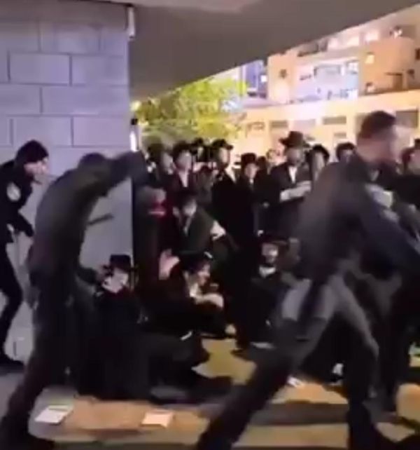 עמית סגל מגבה את השוטרים בבית שמש: "כבר היה מפכ"ל חנפן"