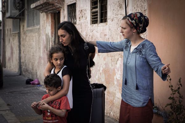 הקשיבו לזעקה: כולנו נרתמים להצלת יהודיות מהכפרים הערביים